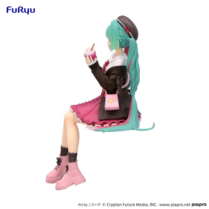 Hatsune Miku Autumn Date Pink Noodle Stopper Figure