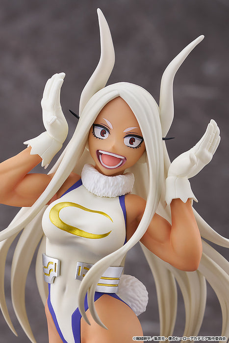 My Hero Academia Mirko L Pop Up Parade Statue