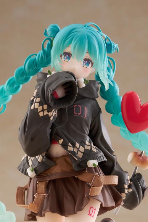 Hatsune Miku Outdoor Fashion Figure